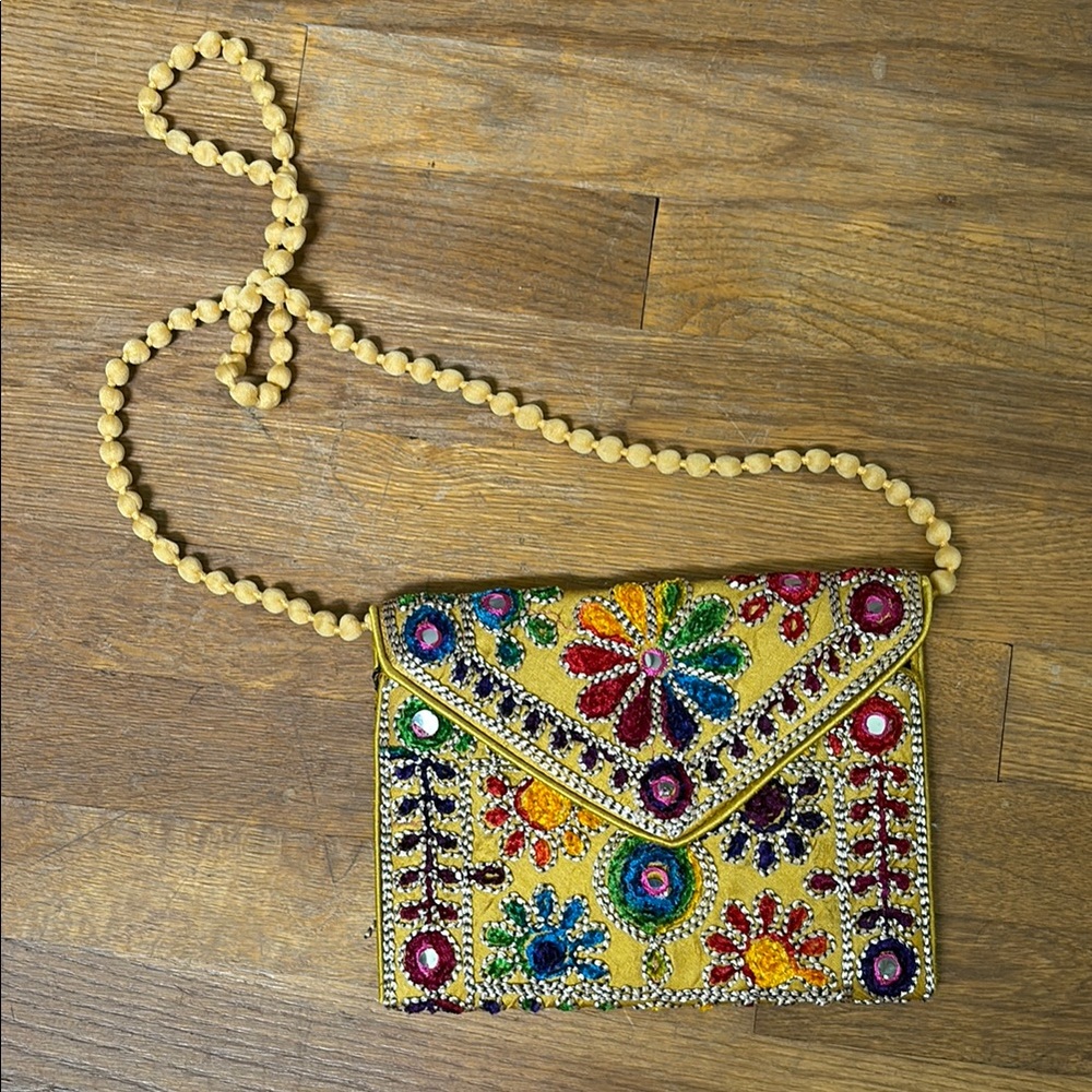 Embroidered Floral Women's Bag